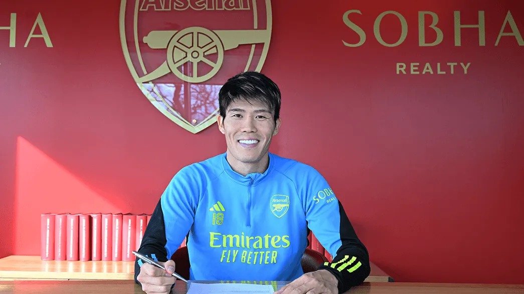 DONE DEAL: Takehiro Tomiyasu officially signs new long-term contract