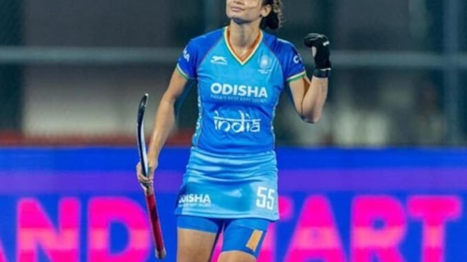 ml3dteng_deepika-hockey-_625x300_06_July_25